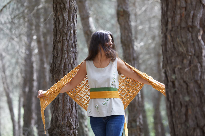 BLUSA-Margaritas natural - Imagen 2