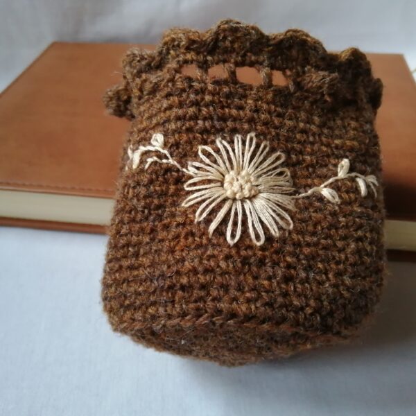 SAQUITO GUARDA TESOROS- Flor beige - Imagen 3